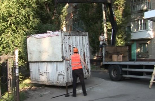 Демонтаж незаконно встановлених кіосків у Кременчуці