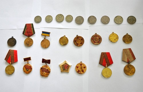 Юноши украли 30 медалей из дома ветерана-афганца