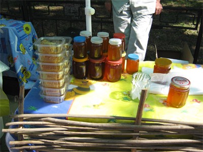 Продукти бджільництва
