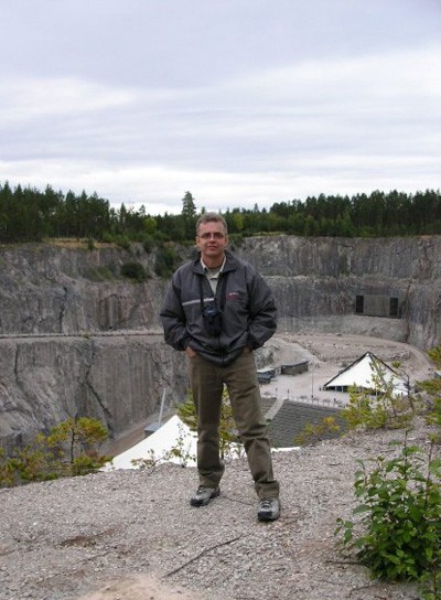 Олег Безверхній у Швеції — там, де знаходиться концертний зал на глибині 100 метрів