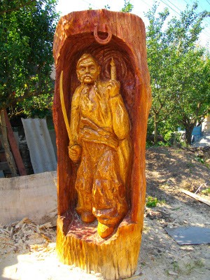 Дерев’яна скульптура
