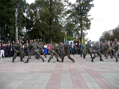 Відбувся міський етап фестивалю «Козацький гарт» та військово-спортивної гри «Сокіл»