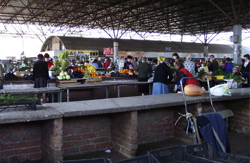 Центральний продовольчий ринок в Полтаві