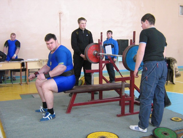 Ковальчук Станислав (в/к 125+), вес штанги - 205 кг