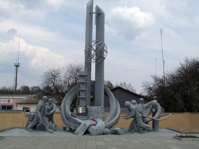 Пам’ятник пожежникам Чорнобиля