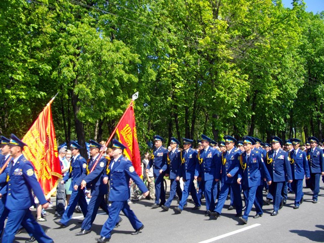 Участники парада