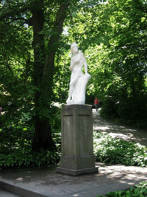 Статуя Париса