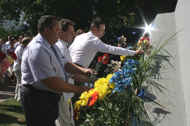Урочисте покладання квітів до пам’ятника Тарасу Шевченка