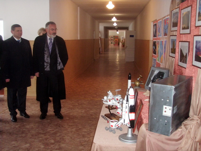 Гостям показали виставки, організовані учнями та педагогами Федорівської школи