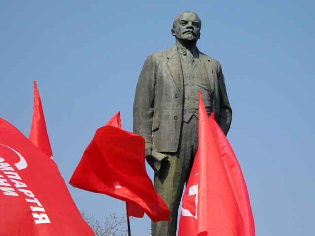 Памятник Ленину в Полтаве