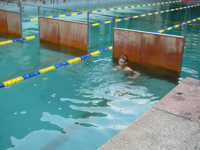 Тренування підростаючих плавців
