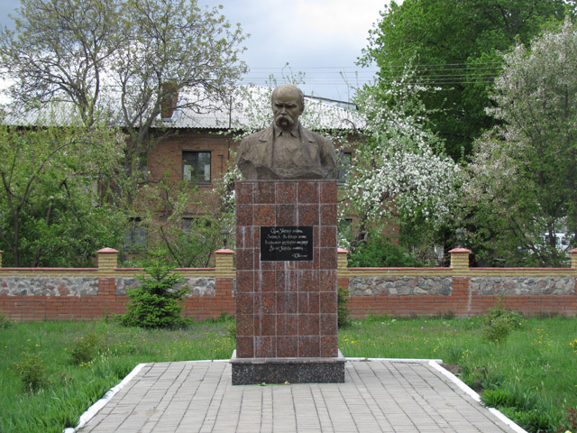 Пам’ятник Т.Г. Шевченку у Решетилівці