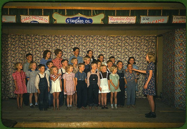 Детский хор. New Mexico, October 1940.