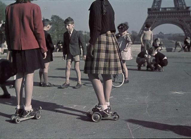 Париж 1943. Ролики