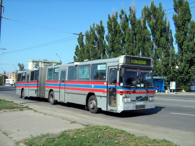 Первый автобус в Полтаве с настроенным электронным маршрутоуказателем