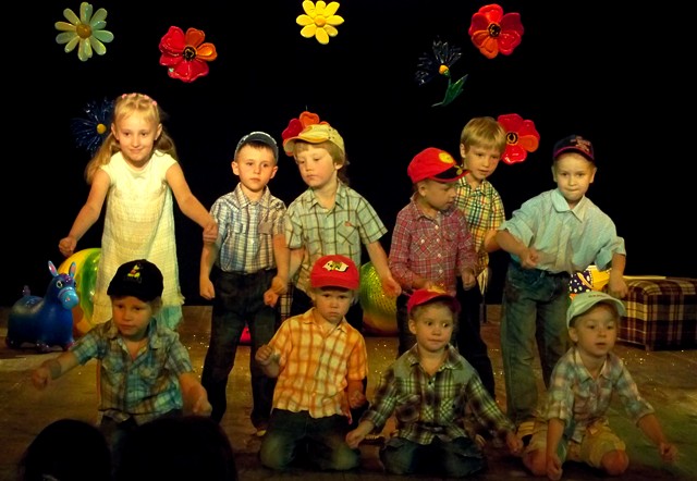 Вистава Пітер Пен у виконанні маленьких  акторів з театру «Смартарт»
