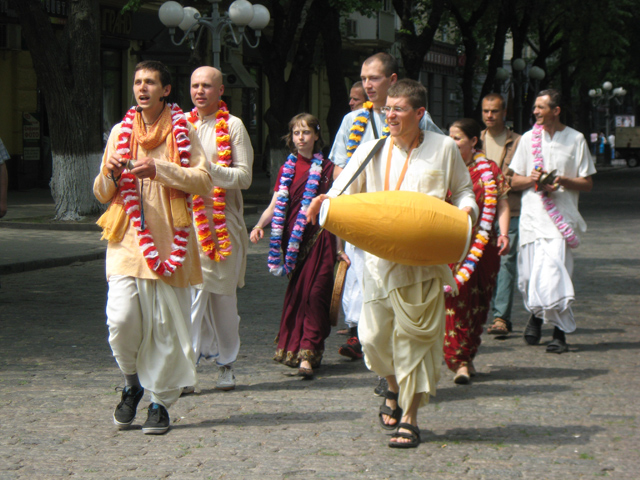 У Полтаві буддисти влаштували свій парад