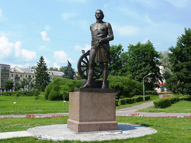 Памятник Петру I в Великом Новгороде