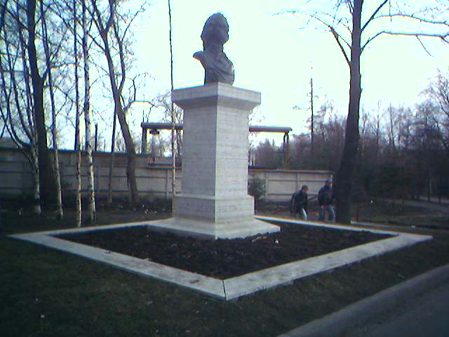 Памятник Петру I в Новой Ладоге