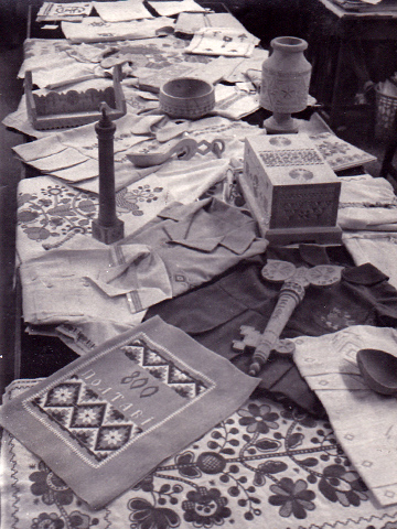 Изделия объединения «Полтавчанка», подготовленные в честь 800-летия Полтавы. 10 июля 1974 года. Фотограф Куликов