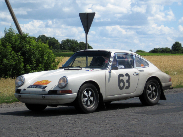 1965 - Porsche 911