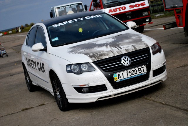 Сейфті-кар — машина безпеки, спецавтомобіль що використовується на треку в разі виникнення аварійних ситуацій