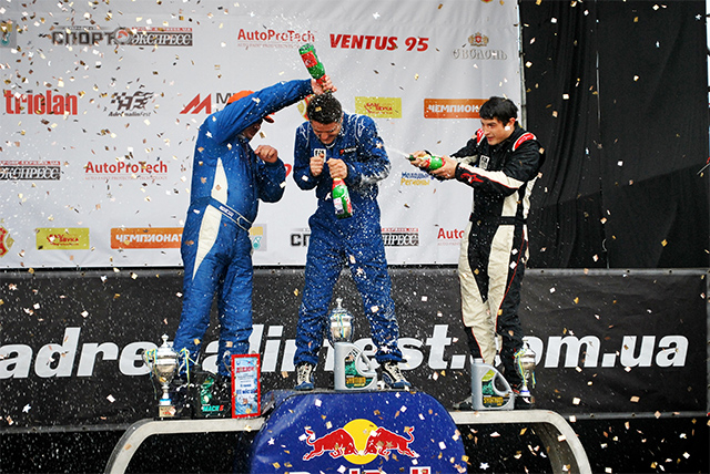 Урочиста царемонія нагородження переможців заключного етапу з кільцевих гонок в 2013 році