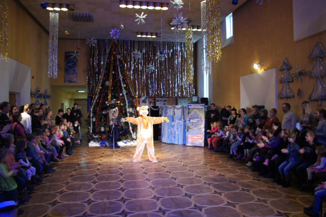 Святкове дійство в Полтавському обласному театрі ляльок
