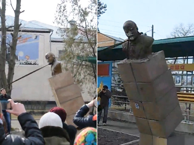 2014.02.23. Повалення пам’ятника Леніну у Кобеляках