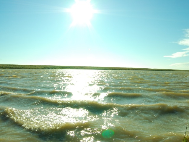 Холодні води Ямалу виглядають тепло