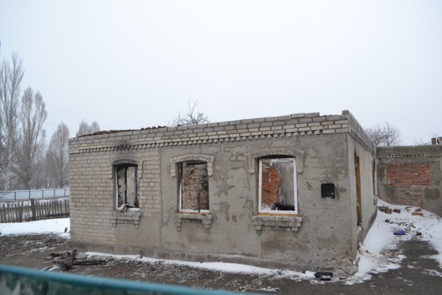 Зруйнований будинок на Петровського.
