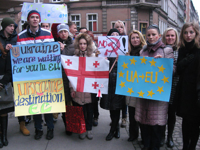 Украинских студентов поддерживают представители других национальностей