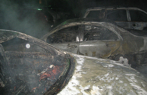 В Полтаве за раз сгорело 4 автомобиля