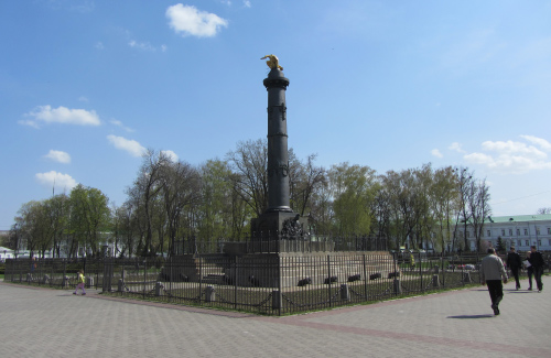 Монумент Слави у Полтаві