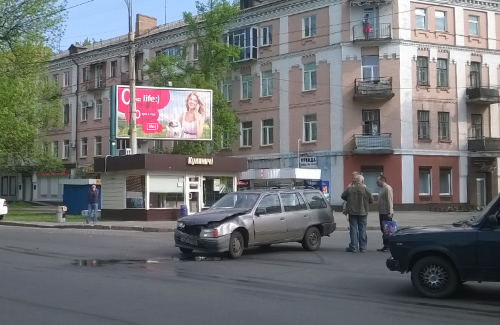 ДТП на перехресті вулиць Жовтневої і Майдану Незалежності