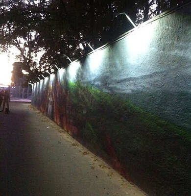 У Полтаві підсвітили графіті-меморіал