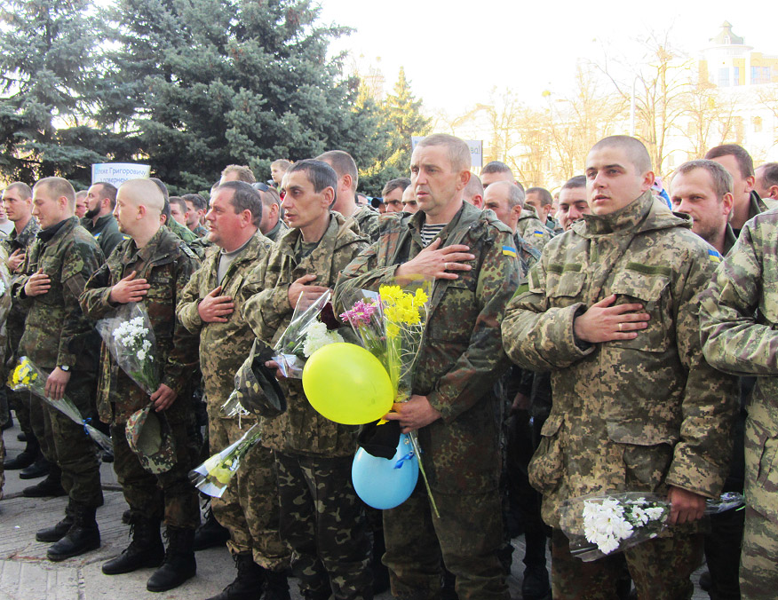 Захистники заспівали Гімн України