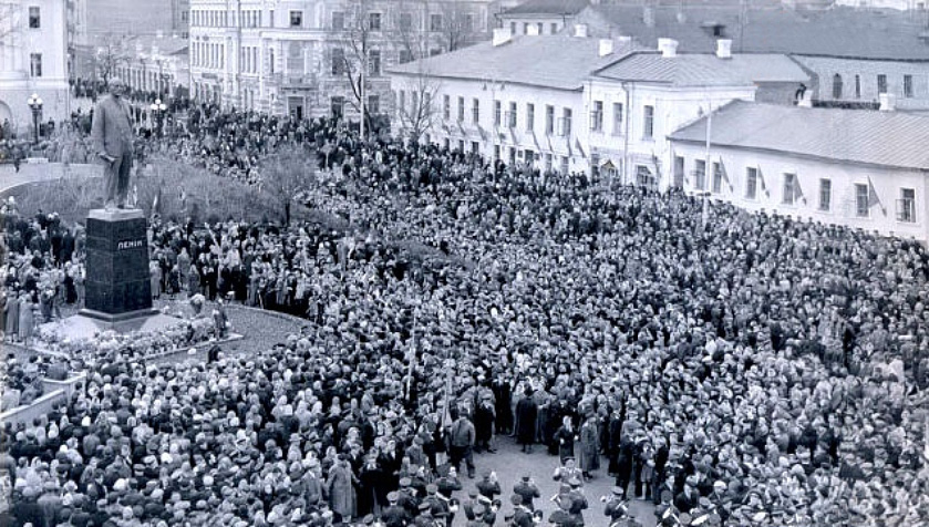 Відкриття пам’ятника Леніну у 1960 році.