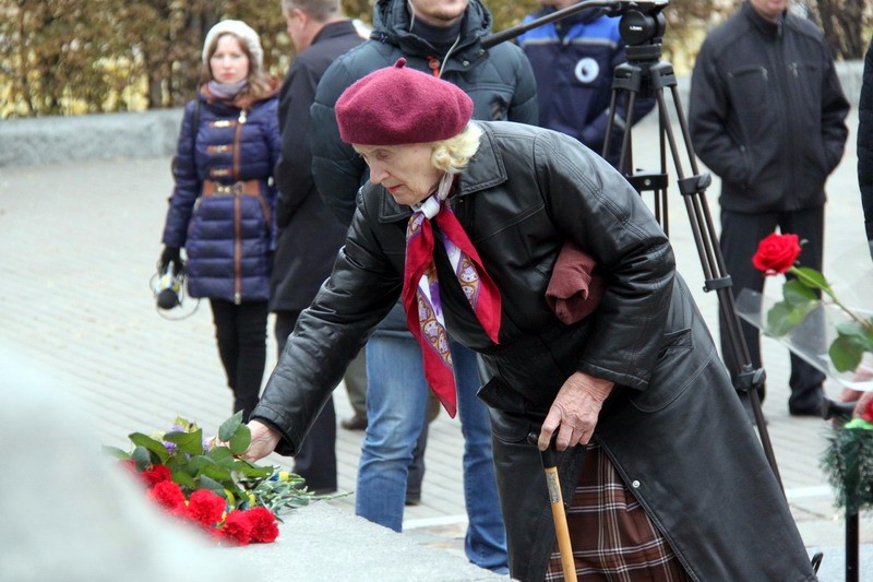Урочистості з нагоди 71-ї річниці вигнання з України нацистських окупантів