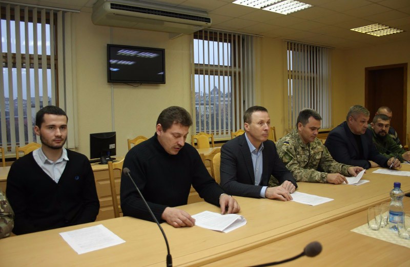 Андрій Матковський та представники громадських організацій, пов'язані з учасниками АТО