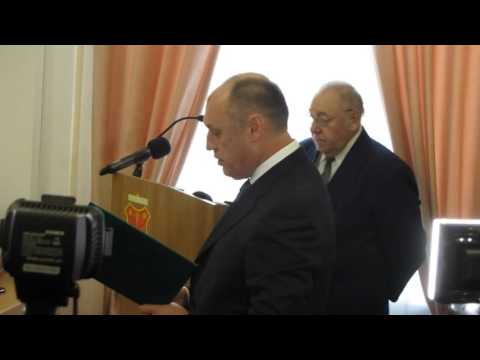 Олександр Мамай складає присягу міського голови Полтави (2015.11.26)
