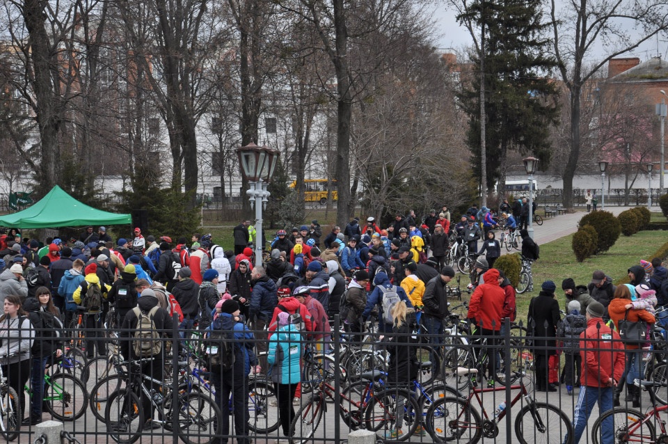 Близько тисячі полтавців взяли участь у велопробігу.