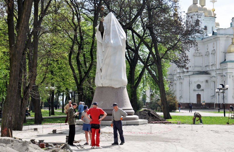 Пам’ятник Івану Мазепі на Соборному майдані