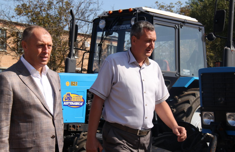 Олег Вовк та Олександр Мамай на території КП «ПМШЕД» у вересні 2014 року