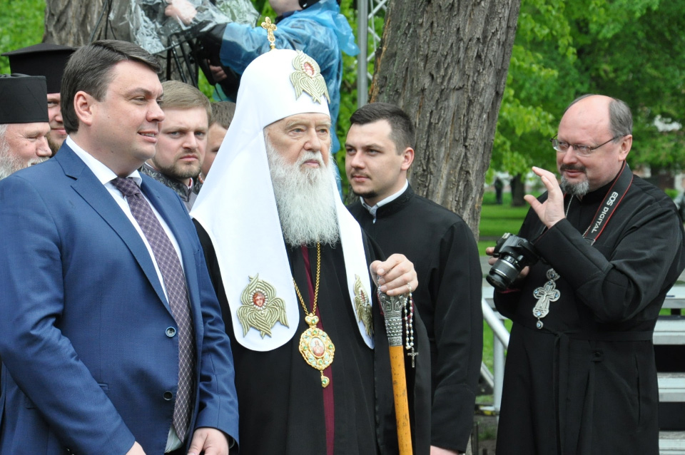 Патріарх Київський і всієї Руси-України Філарет чекає на приїзд Петра Порошенка.