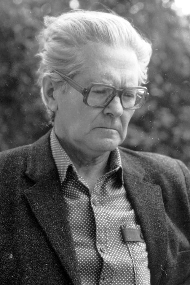 Письменник і літературознавець П. П. Ротач (1925-2007), за радянської влади зазнавав політичних переслідувань.