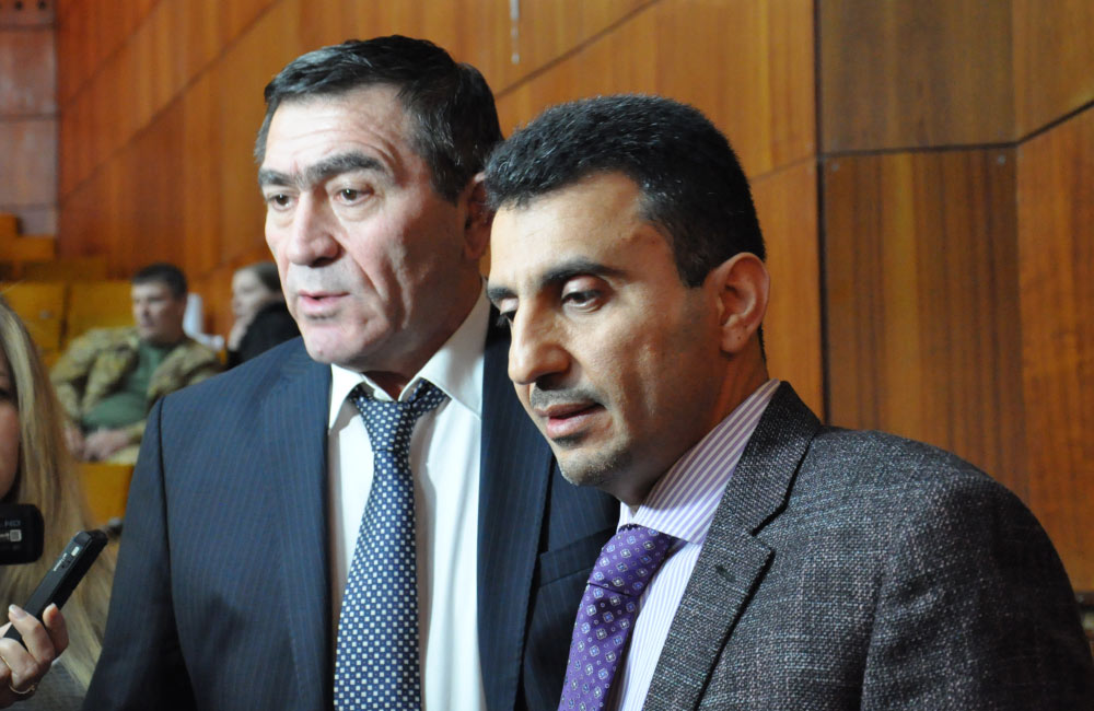 Представники «Арабського Енергетичного Альянсу ЮЕЙ» — праворуч Раїд Бу-Хамсін