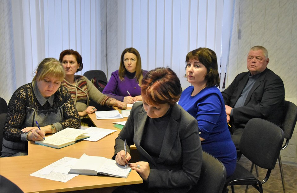 На Полтавщині обговорили майбутні зміни у роботі державних технікумів та коледжів