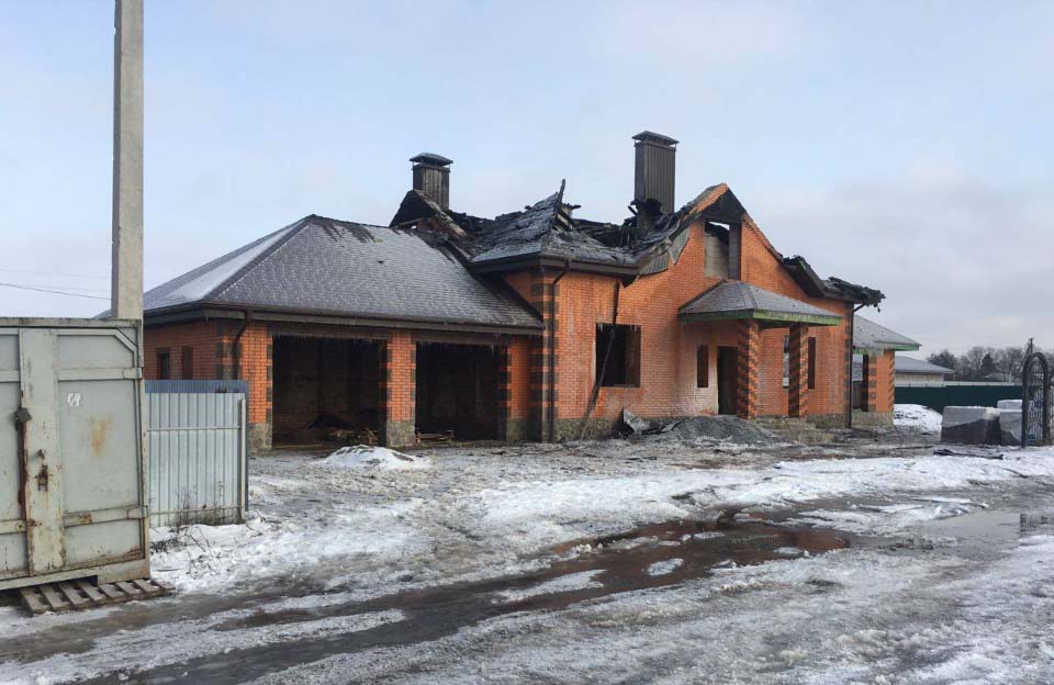 Наслідки пожежі у будинку на вул. Марії Башкирцевої