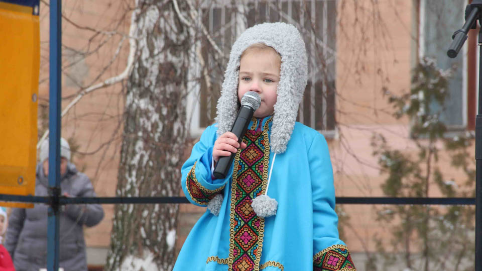 Наймолодша співачка на святі — Анна Марченко